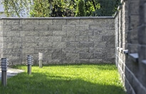 Забор из бессера с фундаментом