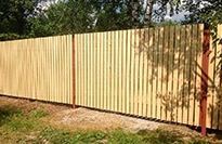 Забор из лиственницы без фундамента