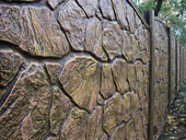 Глянцевый тип окрашивания забора